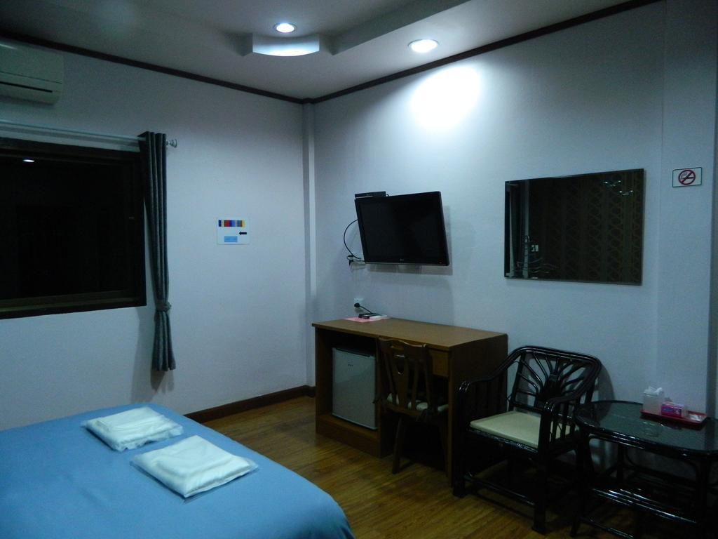 Garden Place Phetchabun Zimmer foto